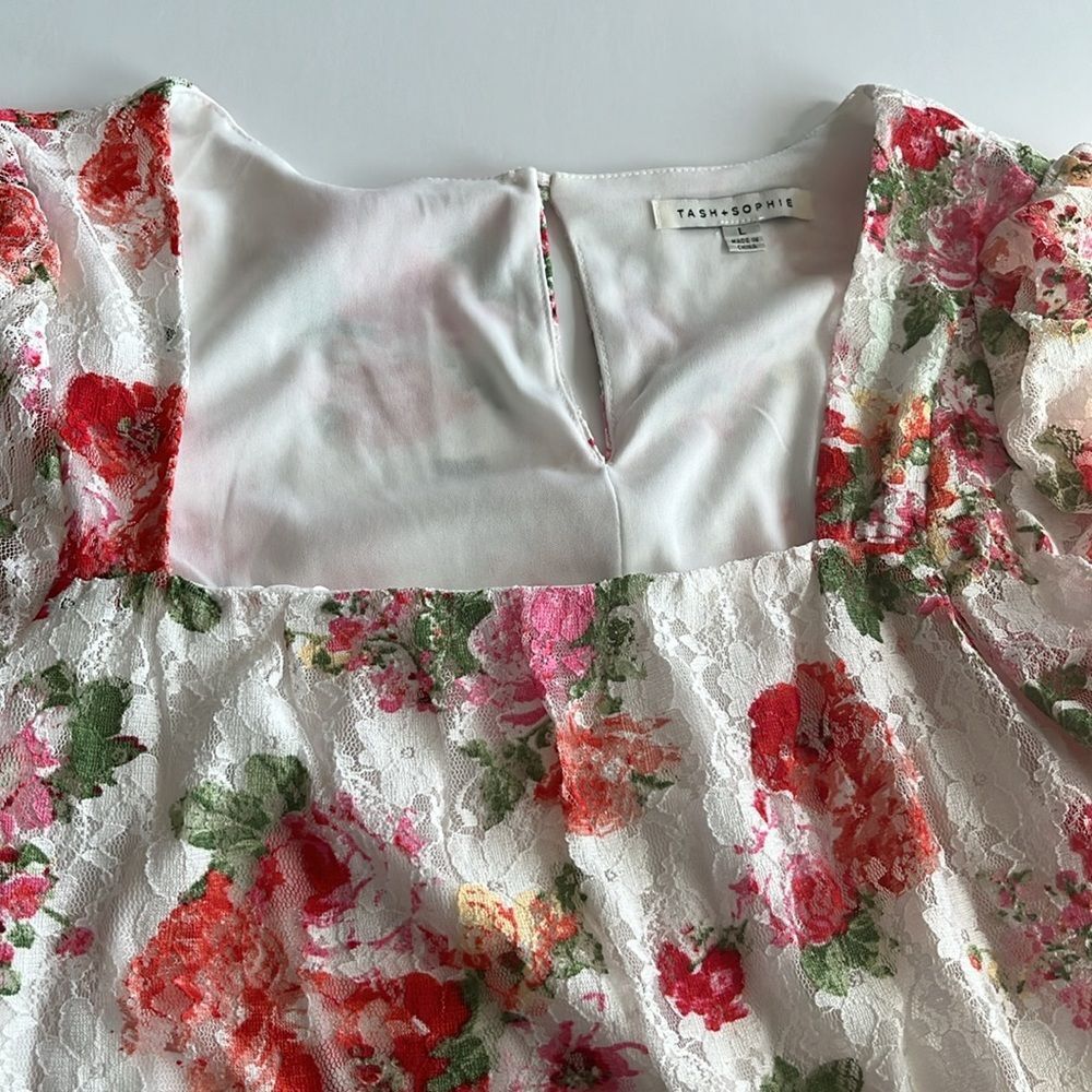 Tash and Sophie square neck floral lace mini dress - Picture 4 of 8